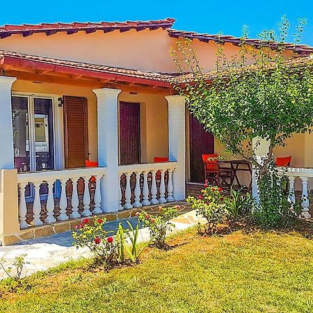 Villa Panorea Moraitika Eksteriør billede